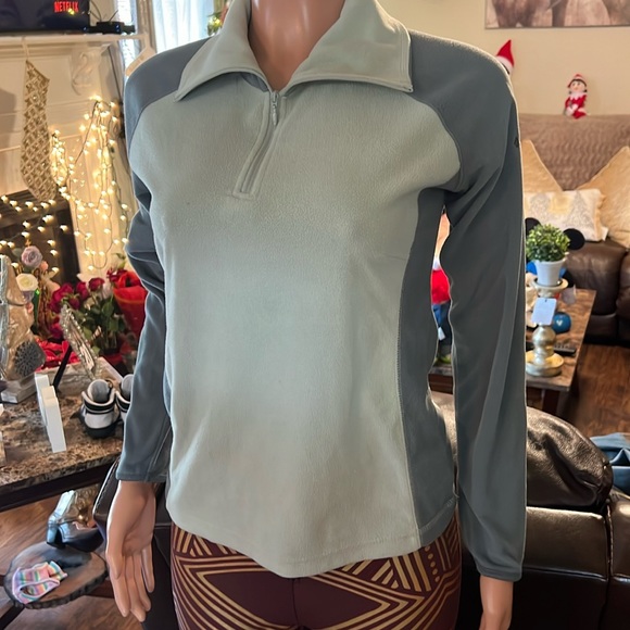Columbia Sweaters - Columbia 🤩